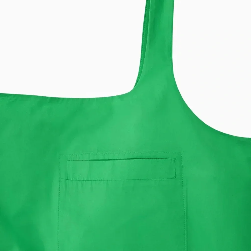 COS | CONTRAST-PANEL MINI DRESS | BRIGHT GREEN - Picture 5 of 8